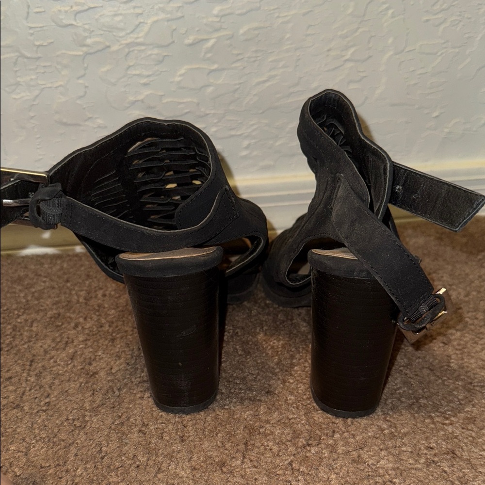 Black Women's Strappy Sandals - Picture 3 of 4